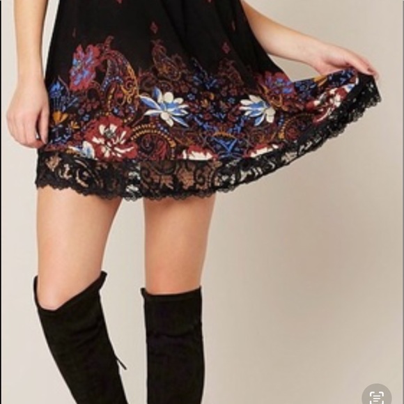 Free People brand new adorable dress excellent condition never worn lace detail - Picture 9 of 16